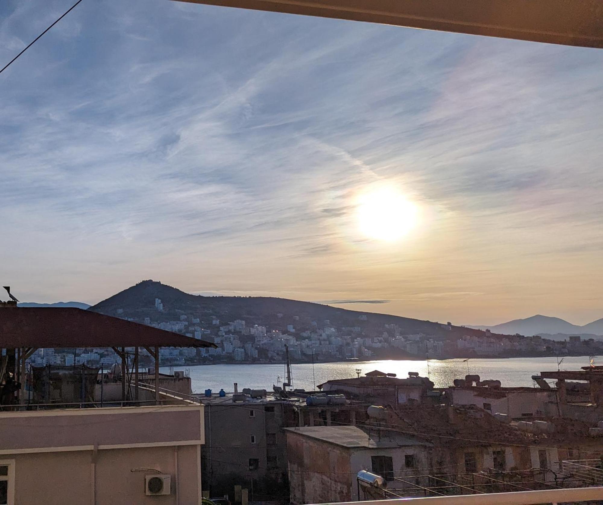 Sarah'S Apartments - 5 Min Walk To Beaches & Boulevard - Big Balcony! Sarande Bagian luar foto
