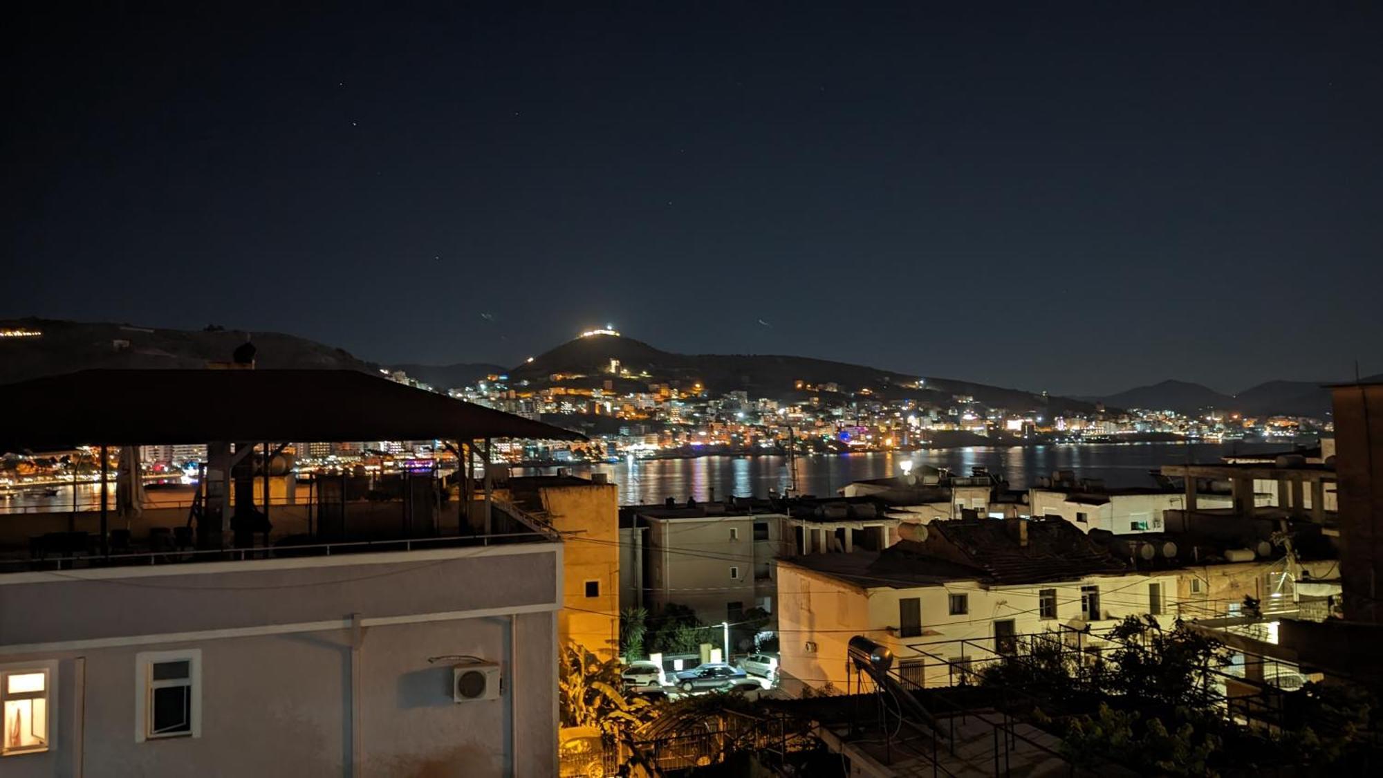 Sarah'S Apartments - 5 Min Walk To Beaches & Boulevard - Big Balcony! Sarande Bagian luar foto