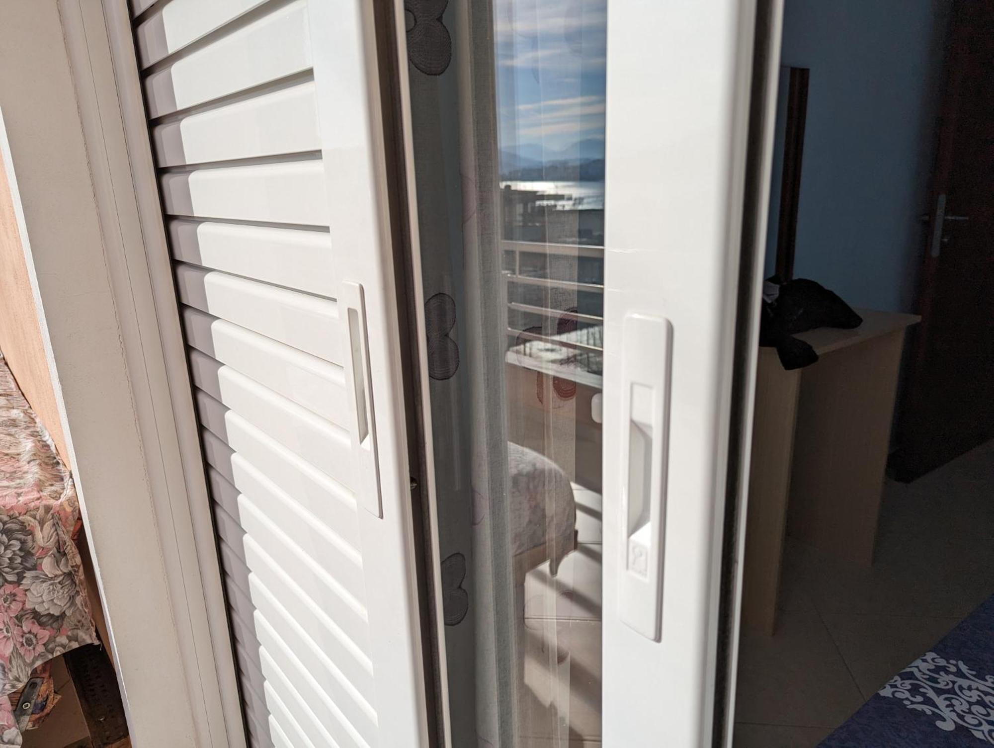 Sarah'S Apartments - 5 Min Walk To Beaches & Boulevard - Big Balcony! Sarande Bagian luar foto